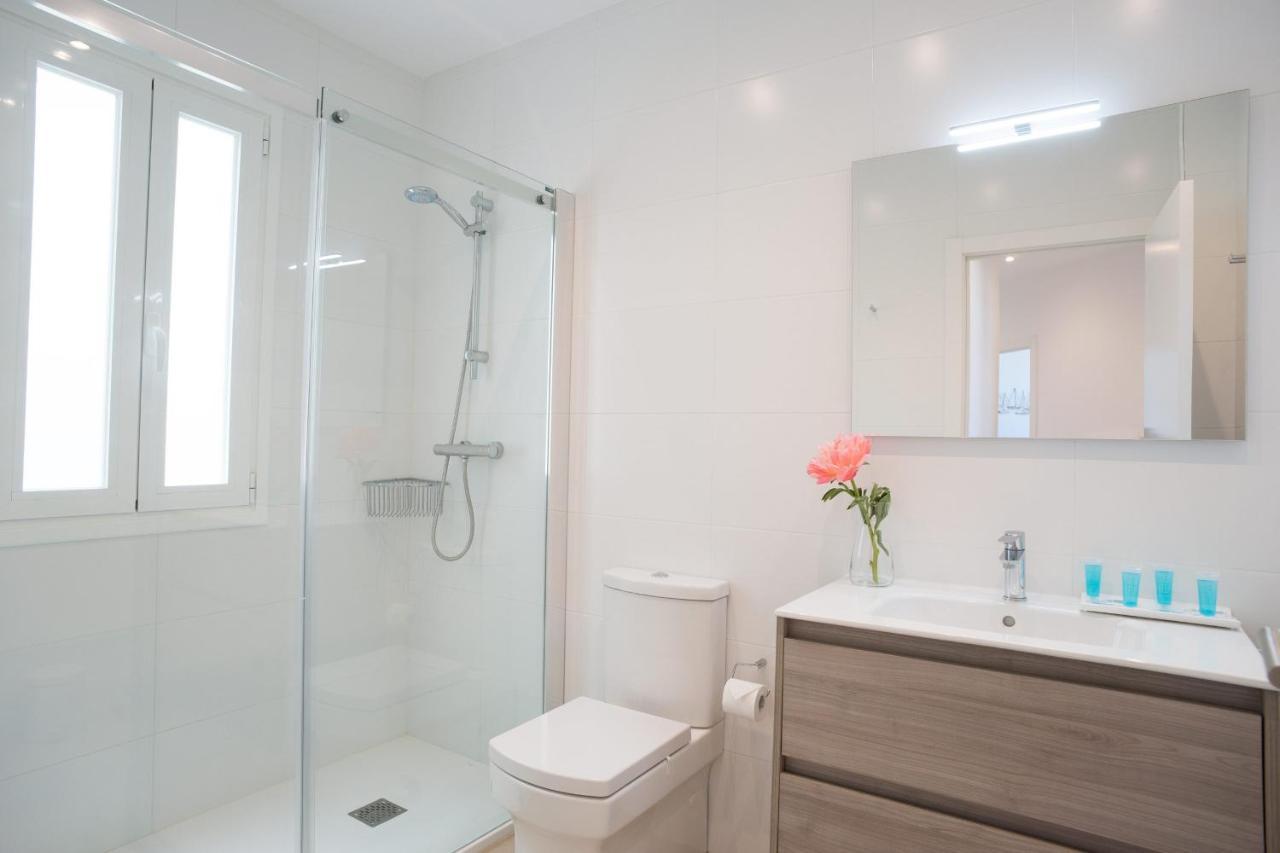 Mirador Zurriola - Iberorent Apartments Сан Себастиан Екстериор снимка